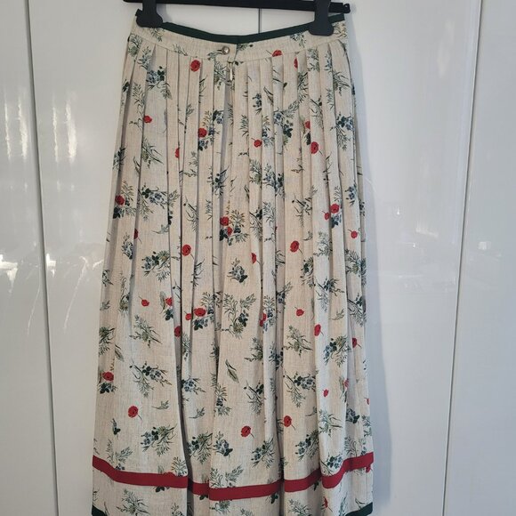 Rare Vintage Wenger of Austria Cottagecore Pleated Skirt - Picture 8 of 9